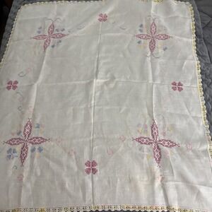 Hand Embroidered Vintage Tablecloth Topper Linen 33x33" 1 Stain Very Light